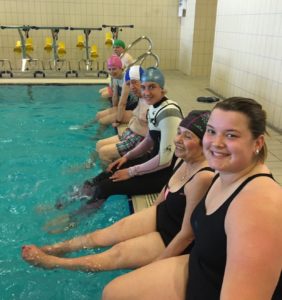 Grupo de Parkinson actividades acuáticas programa GaituzSport